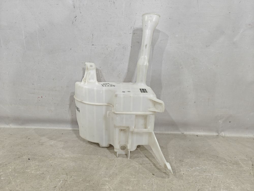 Б/У Бачок омывателя Toyota Camry V50 11- 42654