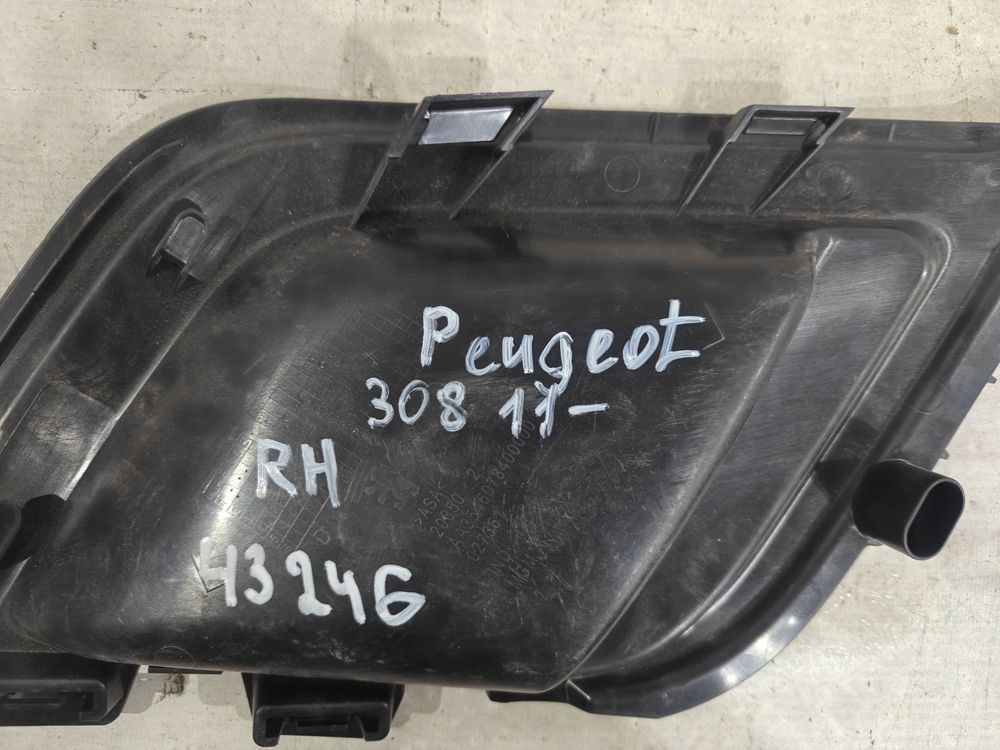Б/У Заглушка туманки Peugeot 308 11- RH 43246 — изображение 7