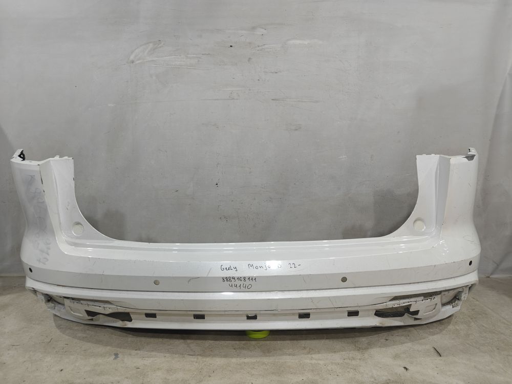 Б/У Бампер задний Geely Monjaro 22- 44140