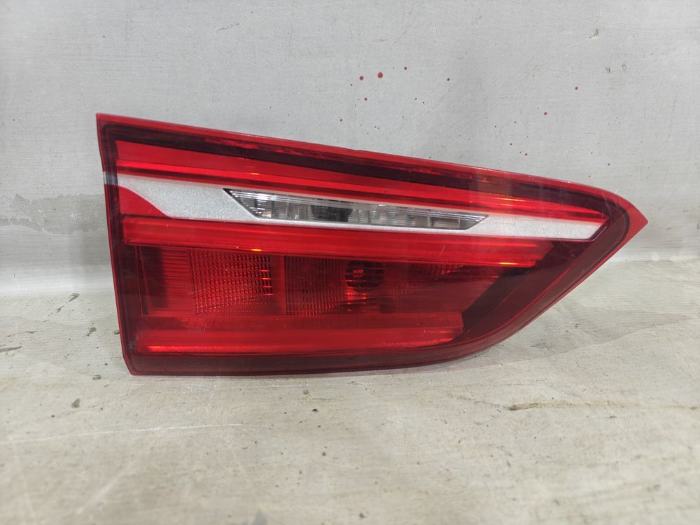 Б/У Фонарь задний внутренний BMW X1 F48 16- LH 43996