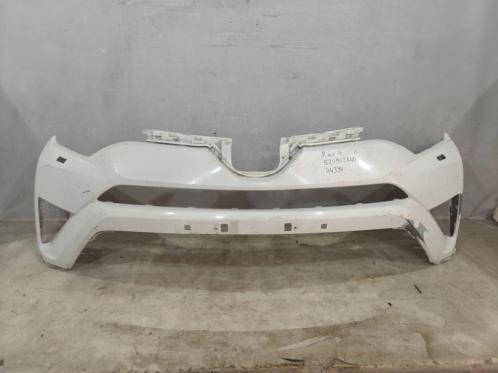 Б/У Бампер передний Toyota Rav 4 15- 44394